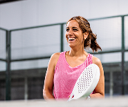 woman-playing-padel 3